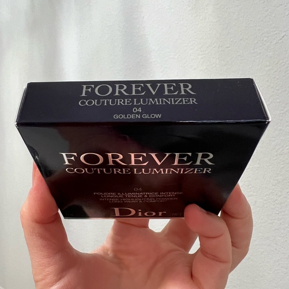 ✨NEW✨DIOR Forever Couture Luminizer Highlighter in Golden Glow - Picture 3 of 3